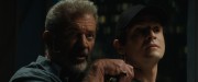 On.the.Line.2022.BDRip.1080p.seleZen.mkv snapshot 01.18.31.712